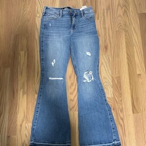 Hollister Women's Light Blue Flare Jeans